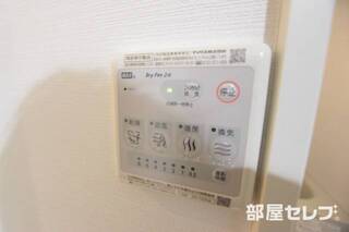 浴室乾燥機も付いています