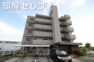 新しいマンションですよ。