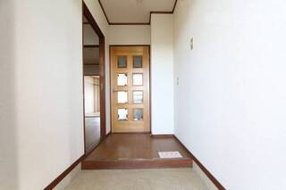 玄関からの写真です