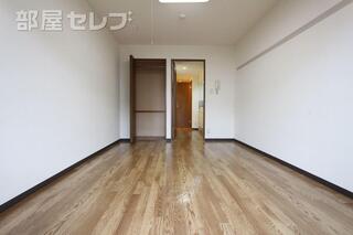 反転タイプのお部屋の写真です。
