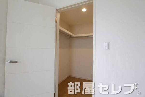 大容量のウォークイン。