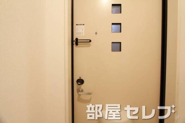 サムターン回し防止。