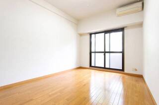 明るいお部屋です