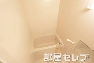 綺麗な浴室です。