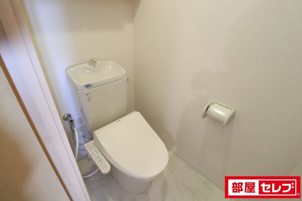 ※写真は803