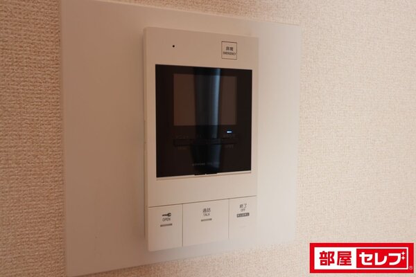 ※写真は803