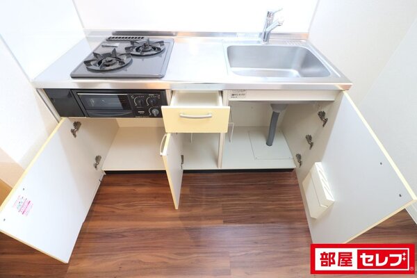 ※写真は803