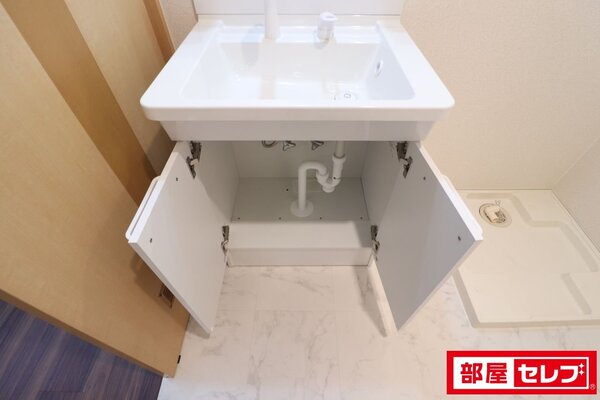 ※写真は803