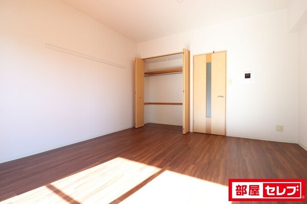 ※写真は803