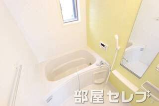 人気の追い焚き付きのお風呂です。
