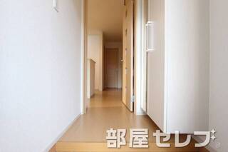 玄関から見た景色です。