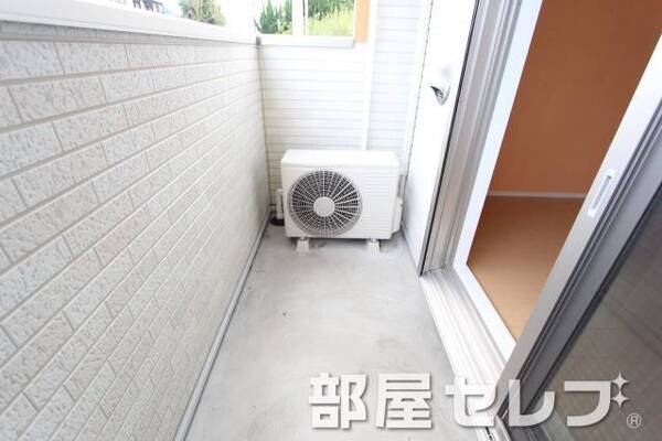 日当たりの良いバルコニーです。