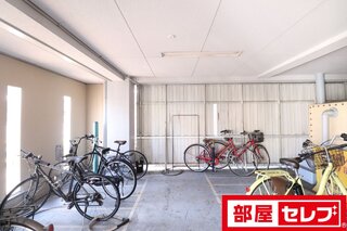 53号室内装写真参照