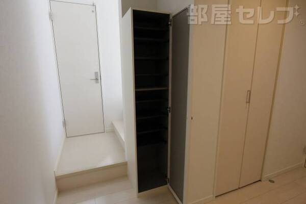 203号室撮影。