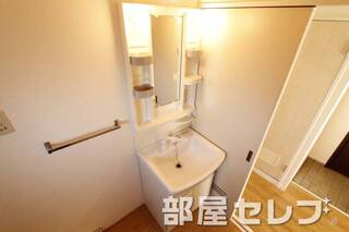 洗髪洗面化粧台いいですね。
