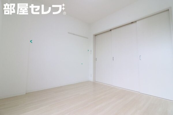 ※201号室室内参照