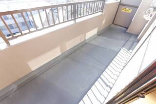 南向きの日当たり良好です。