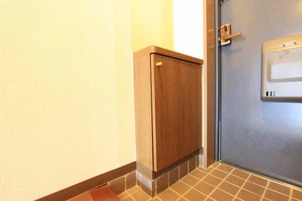 下駄箱もしっかりございます。