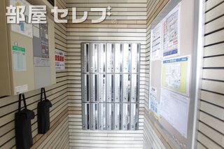 ダイヤル式ポスト。