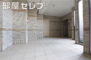 エントランス付近。
