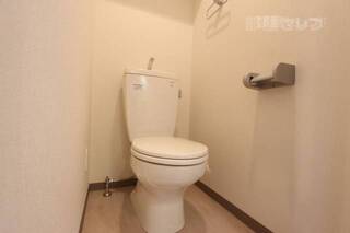 清潔感のあるトイレです。