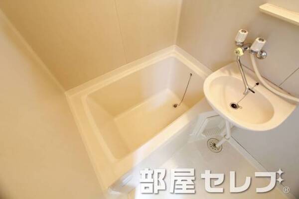 お風呂もきれいにしています。