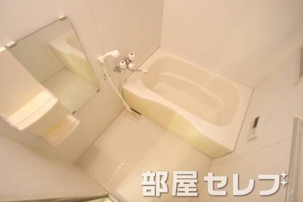 キレイで、広いお風呂です。