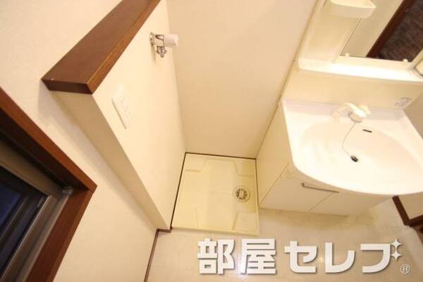 室内洗濯機置き場です。