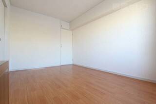 明るいお部屋です