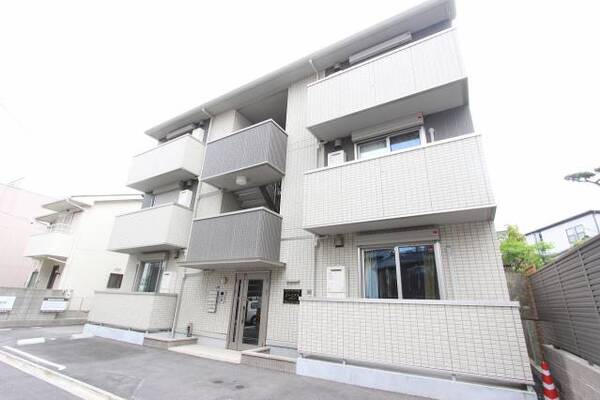 【同型タイプの為現状優先】