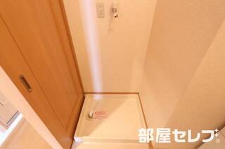 ※203号室内装写真参照