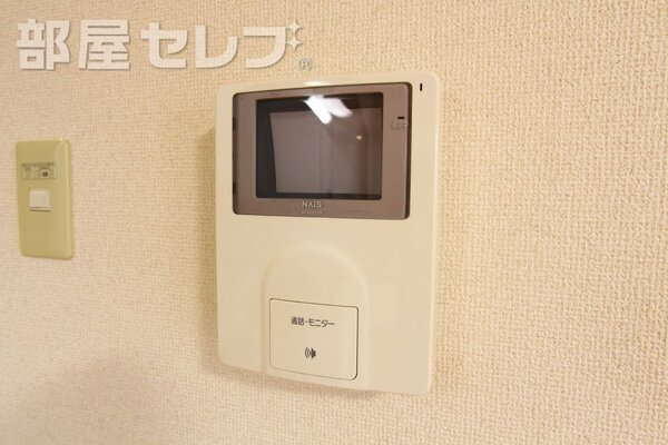 追い焚き機能付きのお風呂です。