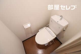 ※601号室内装写真参照