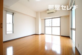※601号室内装写真参照