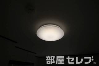 居室照明。（1A号室の写真です。）