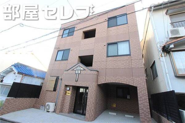 しっかりした造りの外観です。