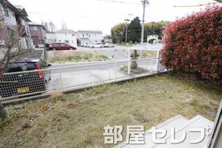 専用庭。他号室の写真です。