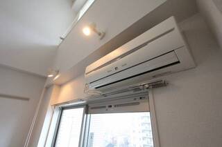 綺麗な空間には綺麗なエアコンを。