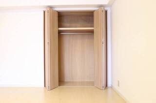 各部屋収納あります。他号室の写真です。