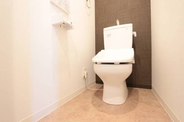 清潔なトイレ空間をどうぞ