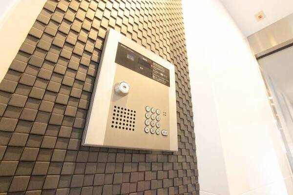 入居者様以外の出入りを管理できます