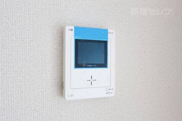 テレビ付玄関モニターです。
