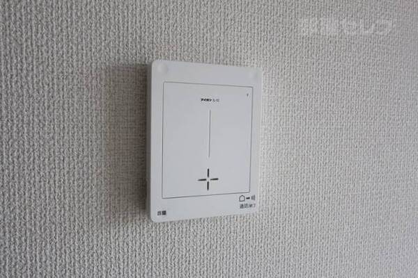 2階からも玄関ホンに出られます。