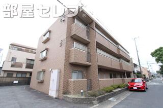 綺麗な外観で重厚感あります。
