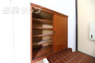 下駄箱付いています。