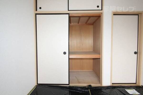 和室に押し入れは付き物ですよね