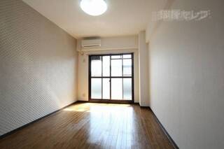 アクセントクロスでオシャレ部屋になりました