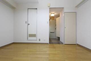 ※203号室内装写真参照