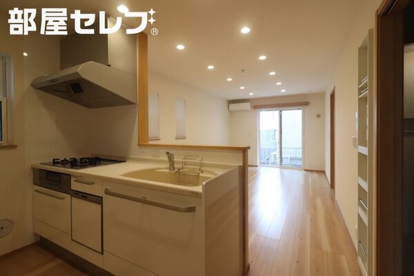 102のお部屋の写真となります。
