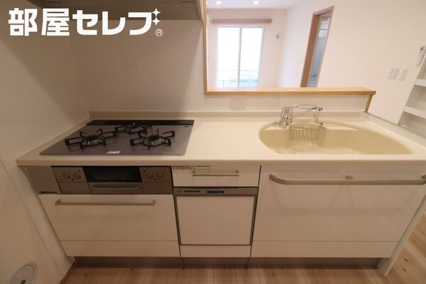 102のお部屋の写真となります。